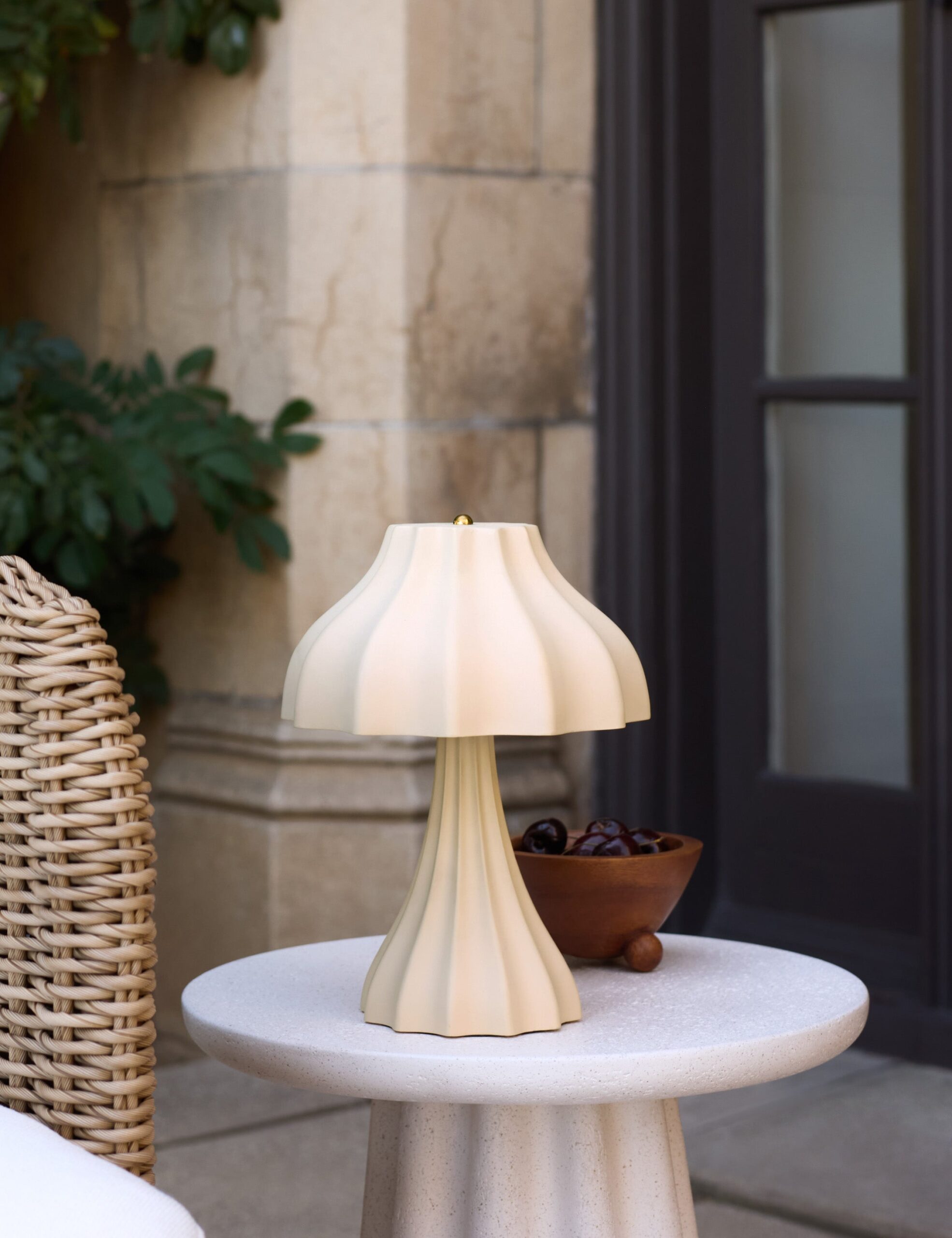 Cading Outdoor Cordless Table Lamp