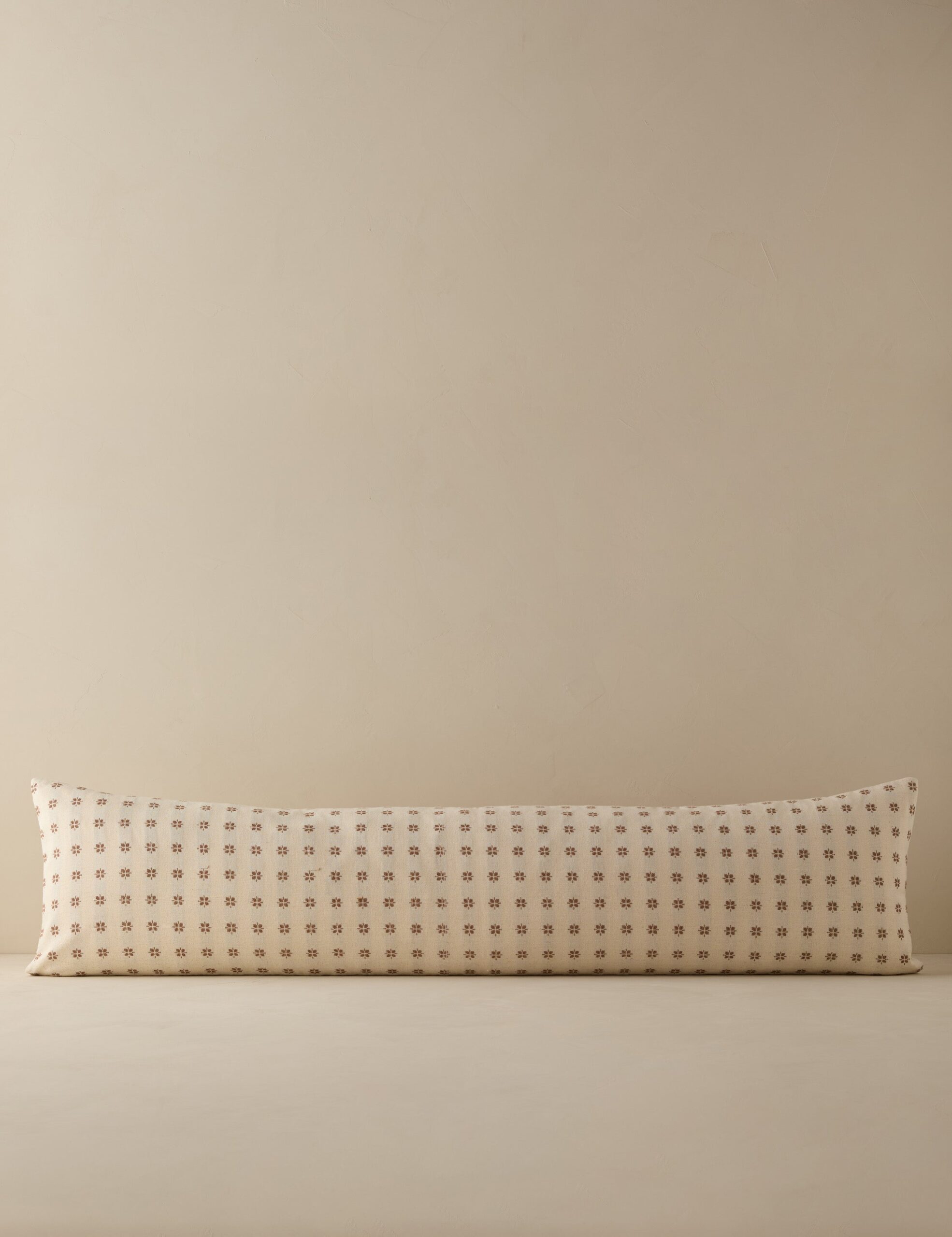 Viveka Pillow